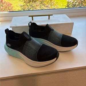 Skechers Black and Aqua Women's Sneakers